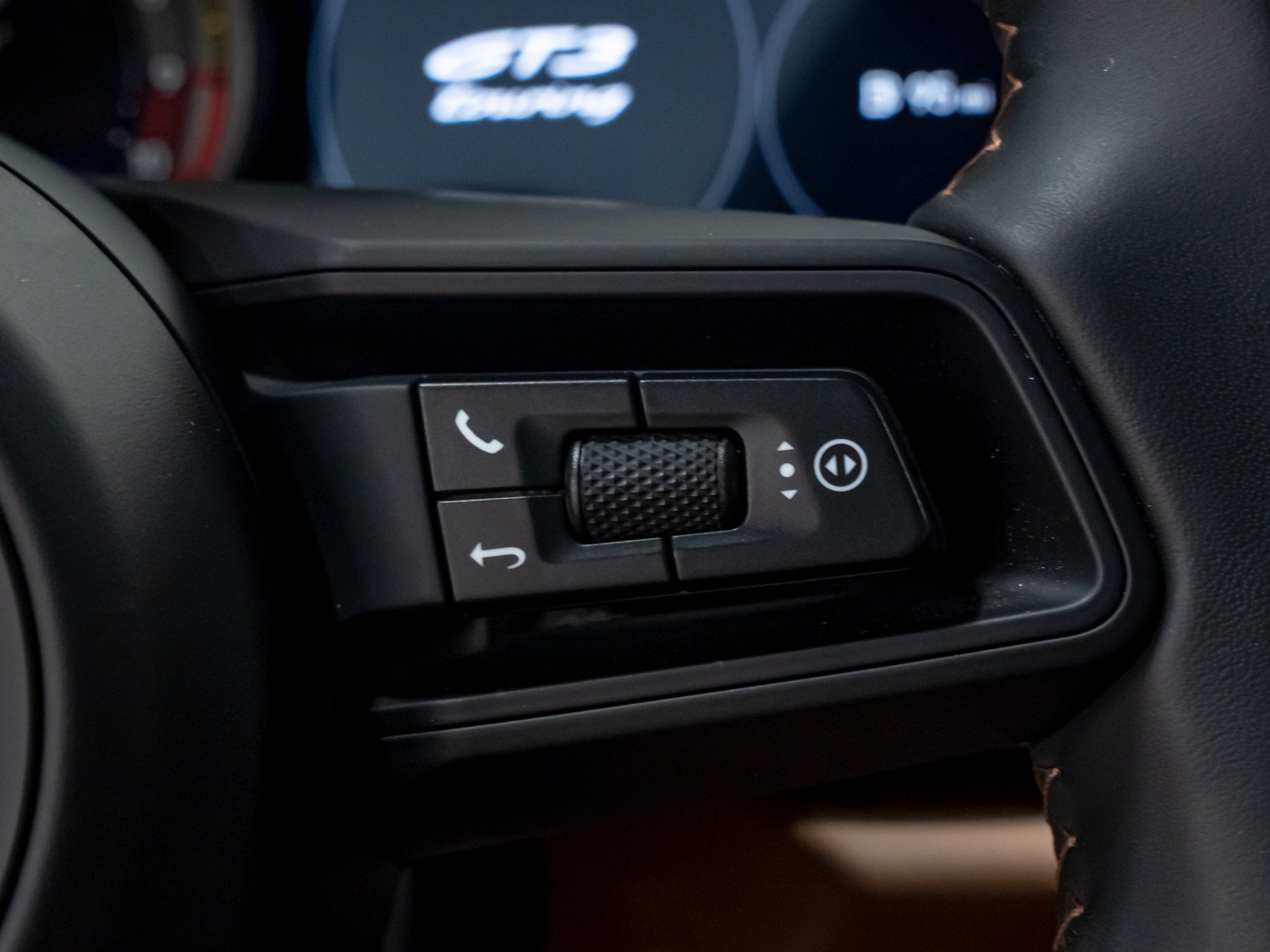 Used 2024 Porsche 911 GT3 RWD image 43