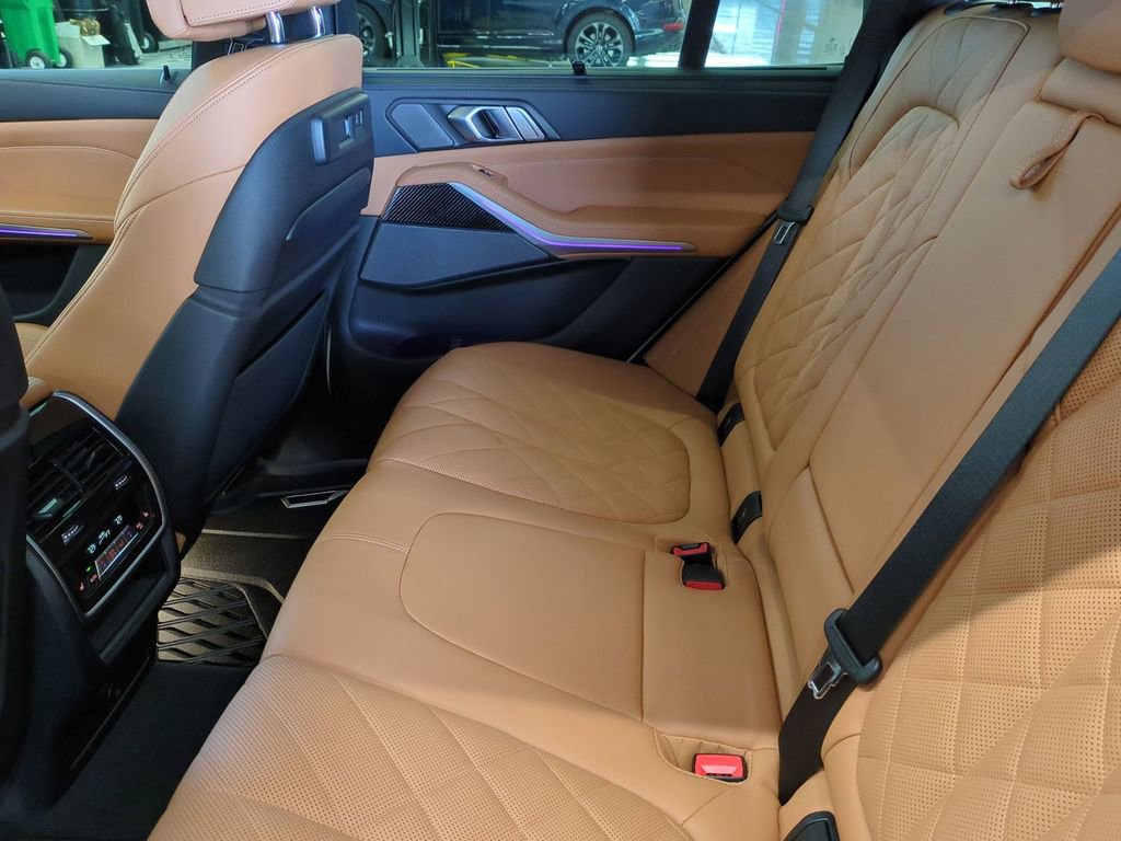 Used 2023 BMW X5 M50i w/ Executive Package image 30