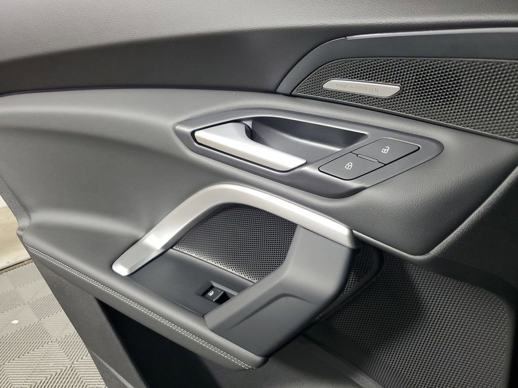 New 2026 Audi Q5 Premium Plus image 9
