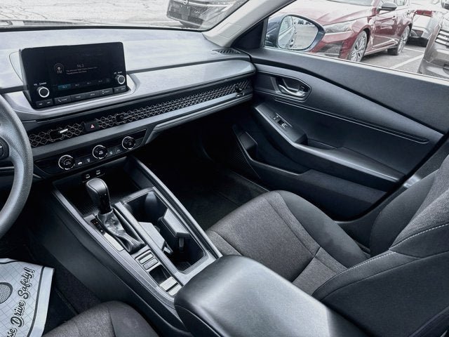 Used 2024 Honda Accord LX image 18