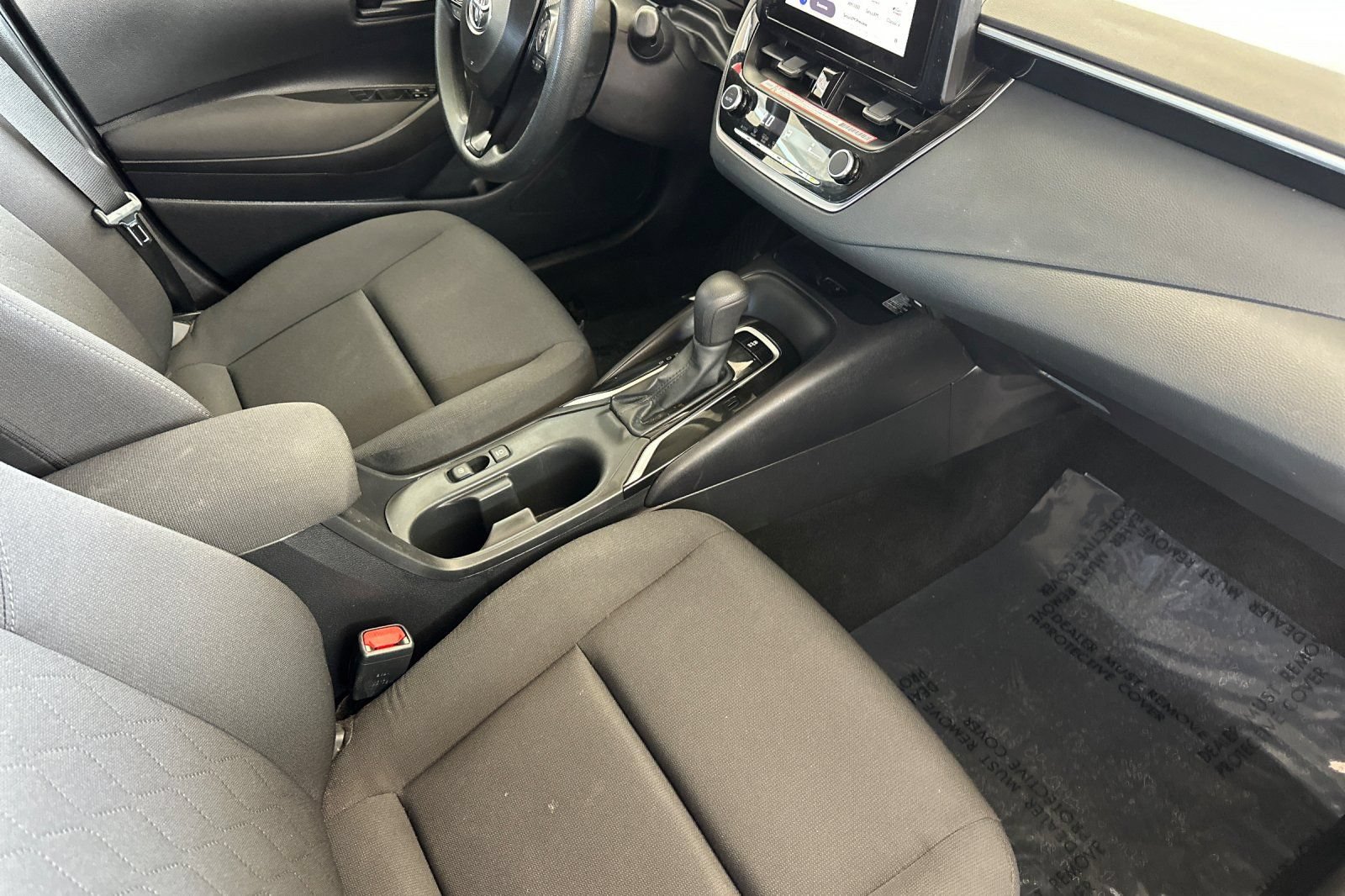 Used 2026 Toyota Corolla LE w/ LE Premium Package FWD image 16