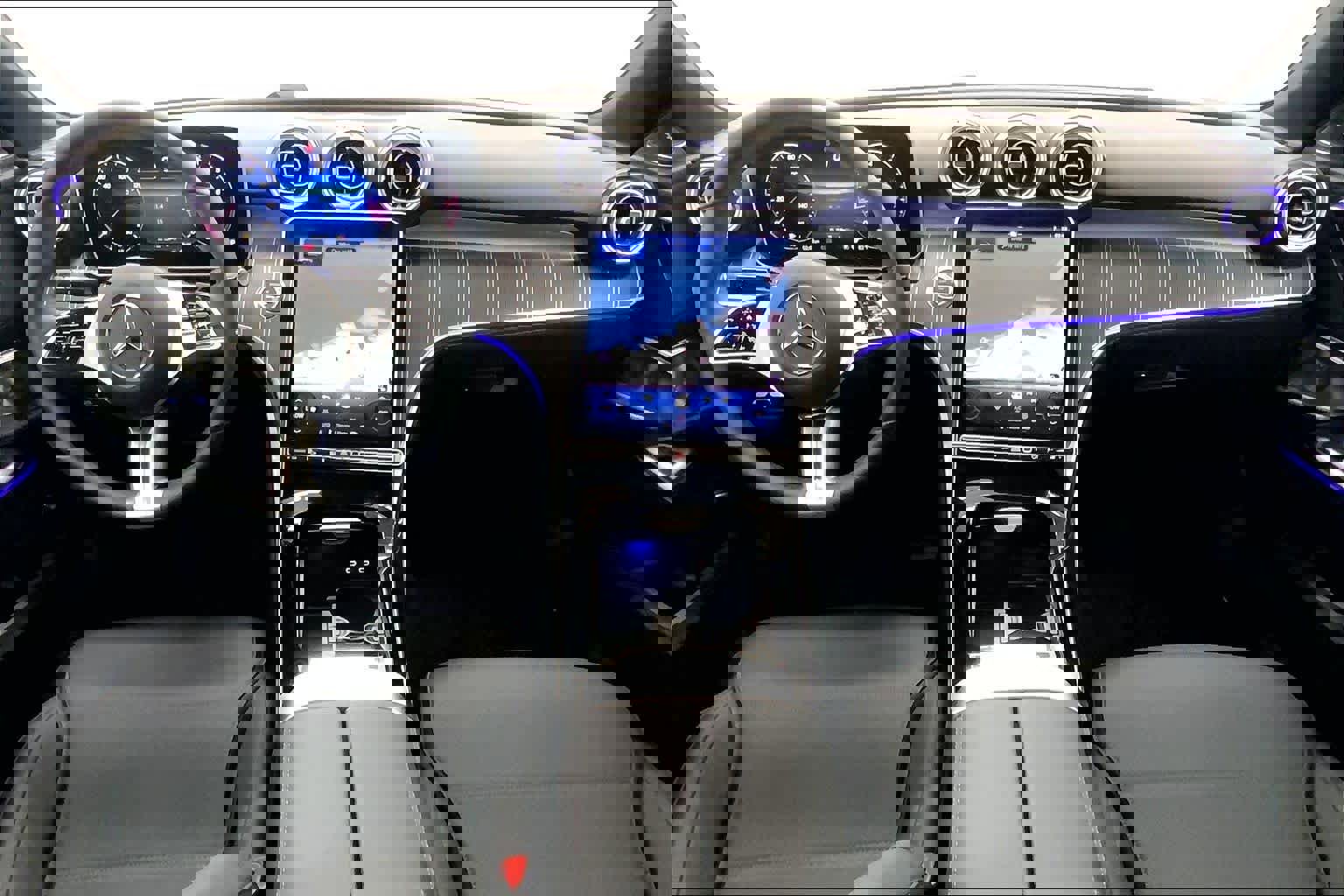 New 2026 Mercedes-Benz C 300 Sedan image 18