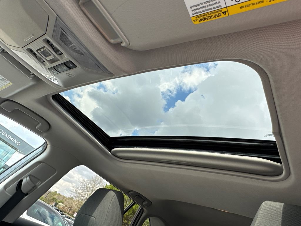 Used 2020 Toyota RAV4 XLE w/ Convenience Package AWD/4WD image 30