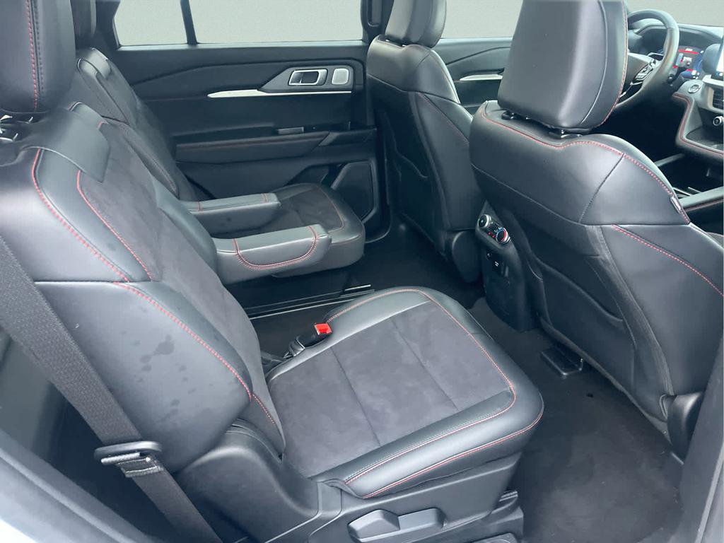 Used 2025 Ford Explorer ST w/ Sun And Sound Package AWD/4WD image 14