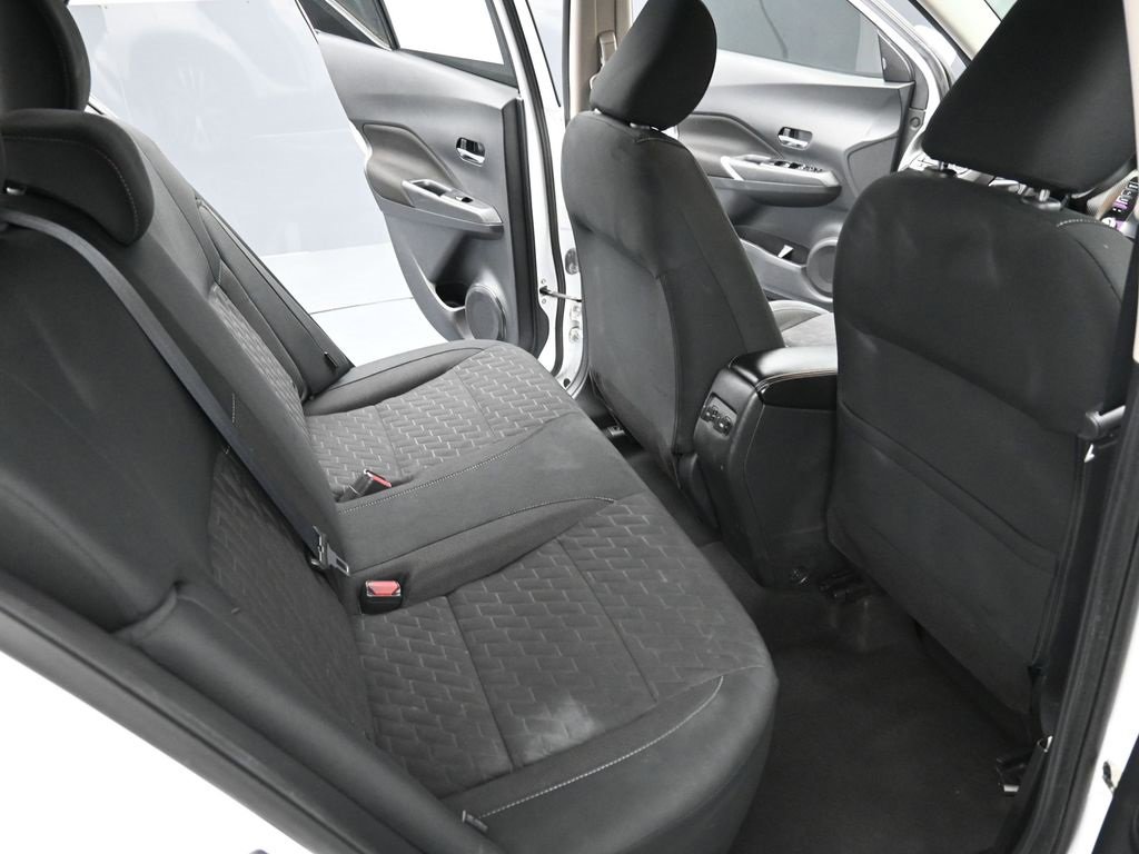 Used 2022 Nissan Kicks SV image 18