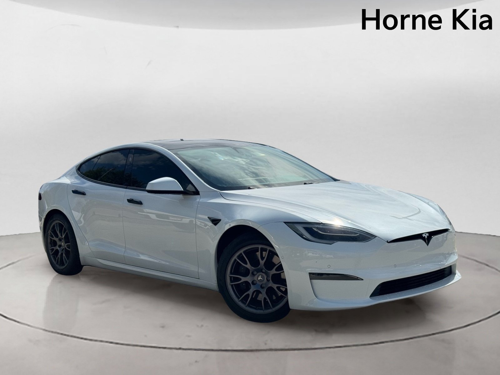 Used 2022 Tesla Model S AWD/4WD image 2