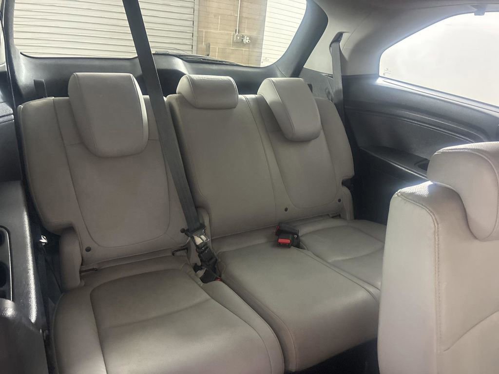 Used 2018 Honda Odyssey EX-L image 19