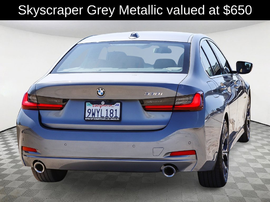 Used 2026 BMW 330i Sedan w/ Premium Package RWD image 4