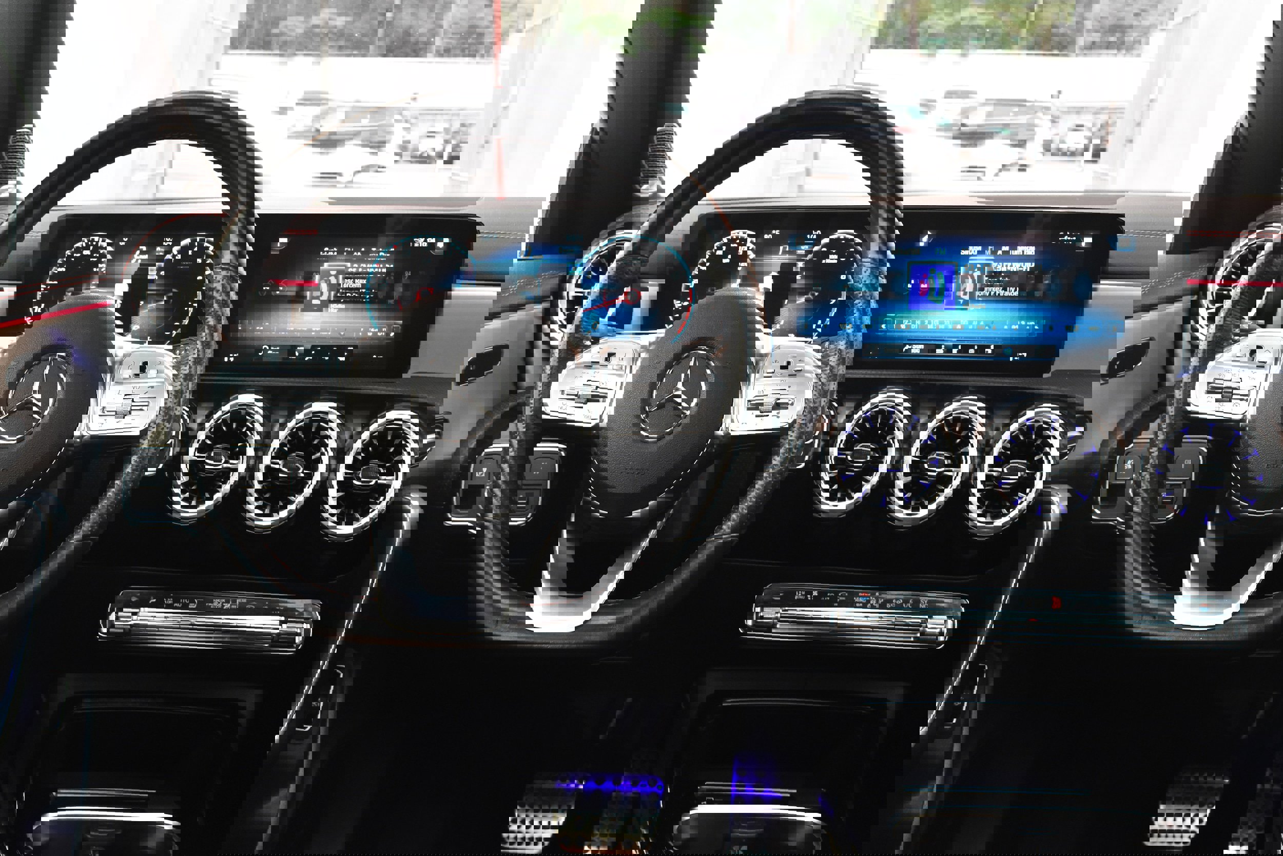 Used 2023 Mercedes-Benz CLA 35 AMG 4MATIC image 31