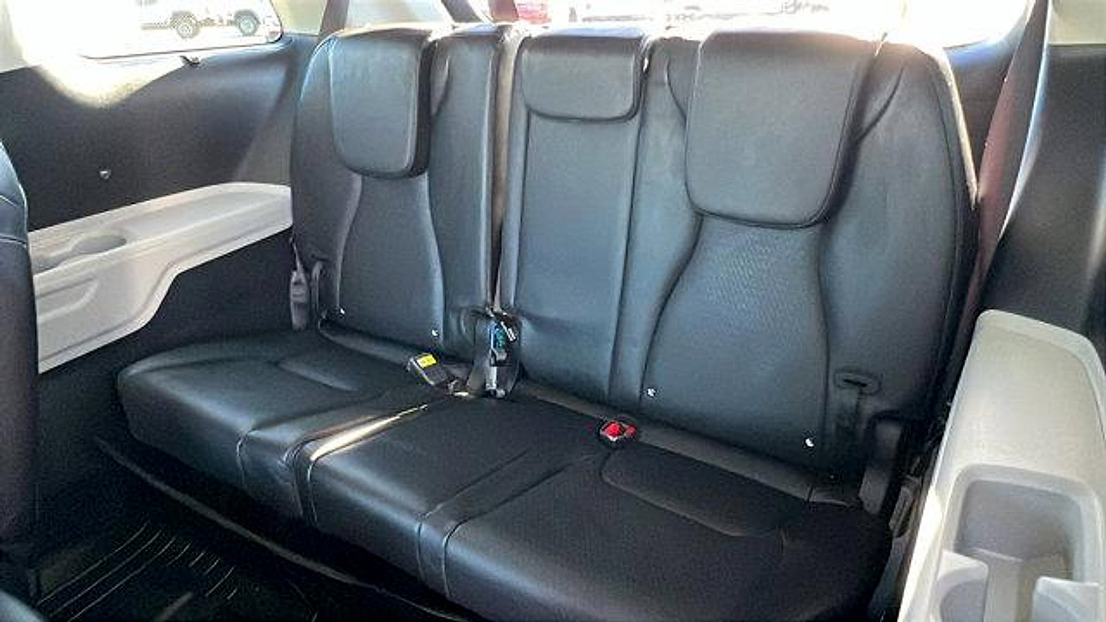 Used 2023 Kia Carnival SX Prestige image 13