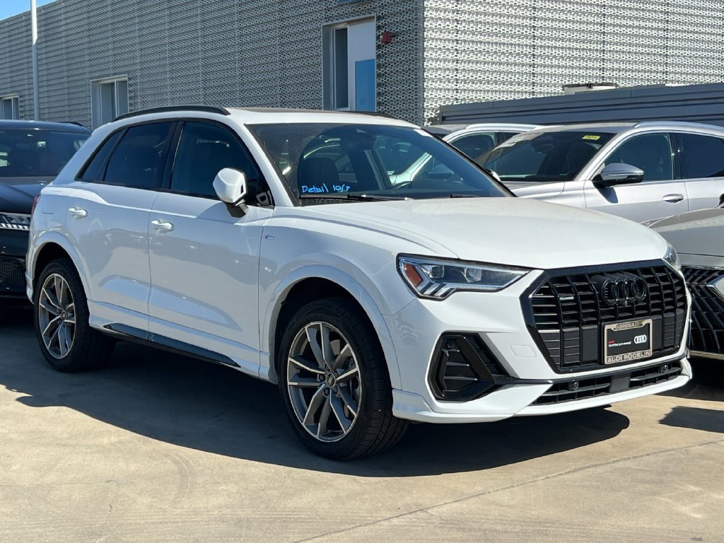 Certified 2023 Audi Q3 2.0T Premium Plus w/ Premium Plus Package AWD/4WD image 2