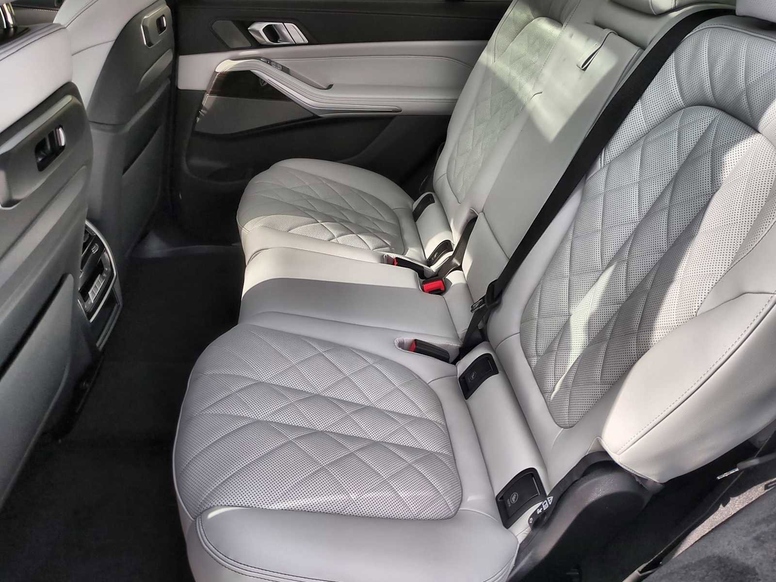 New 2026 BMW X7 xDrive40i image 20