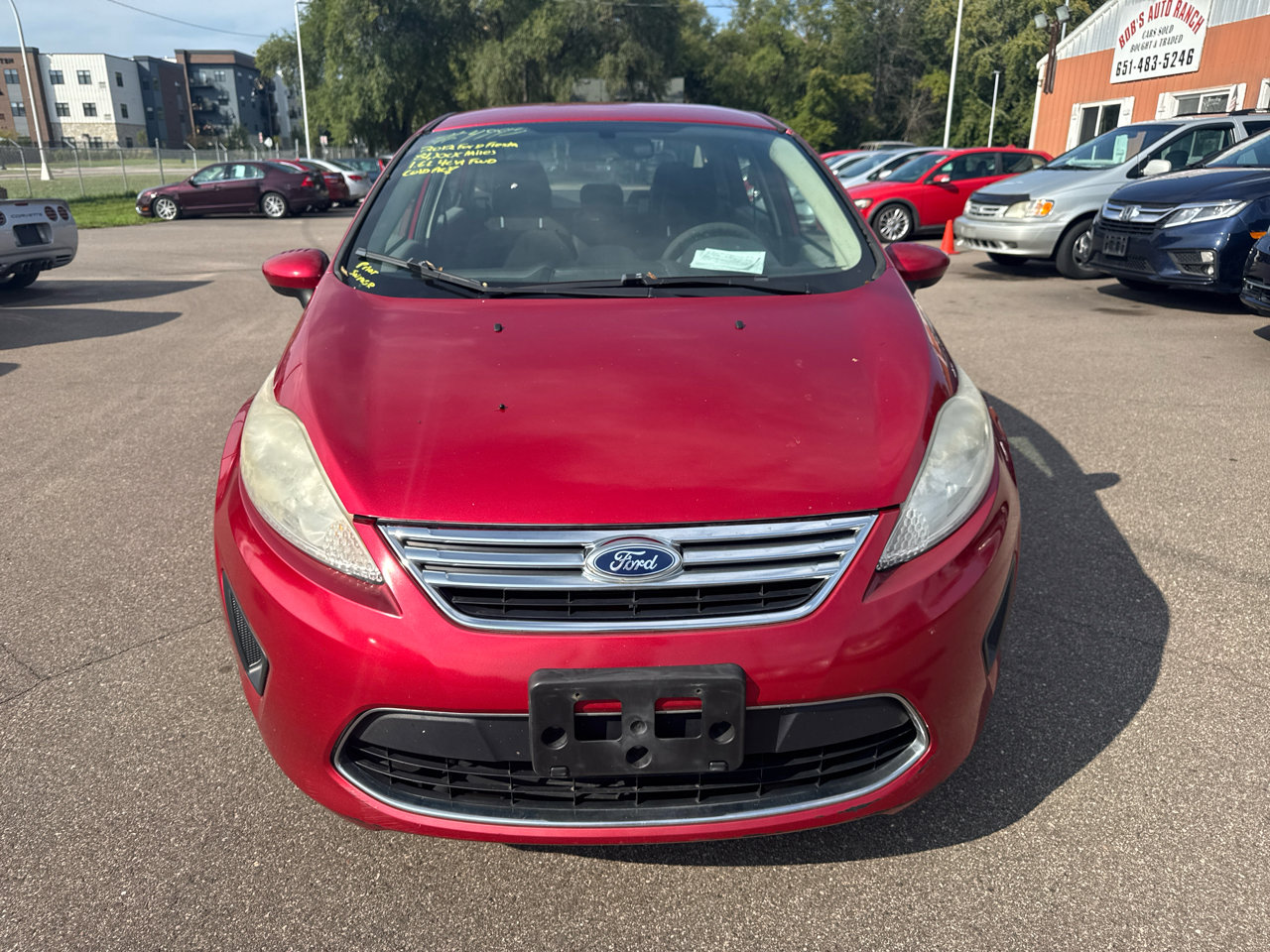 Used 2012 Ford Fiesta SE image 2