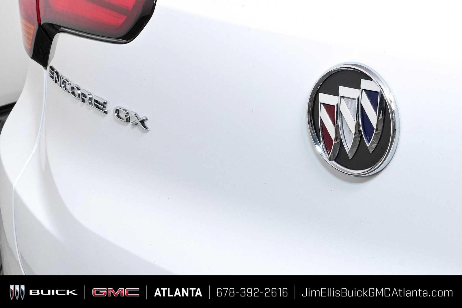Certified 2023 Buick Encore GX Preferred FWD image 33