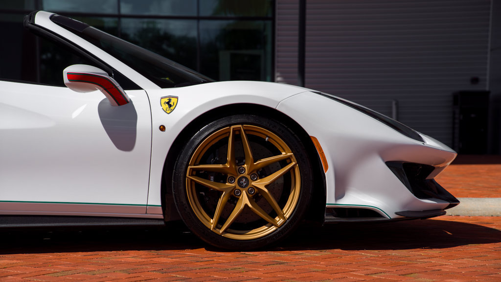Certified 2020 Ferrari 488 Pista Spider RWD image 9