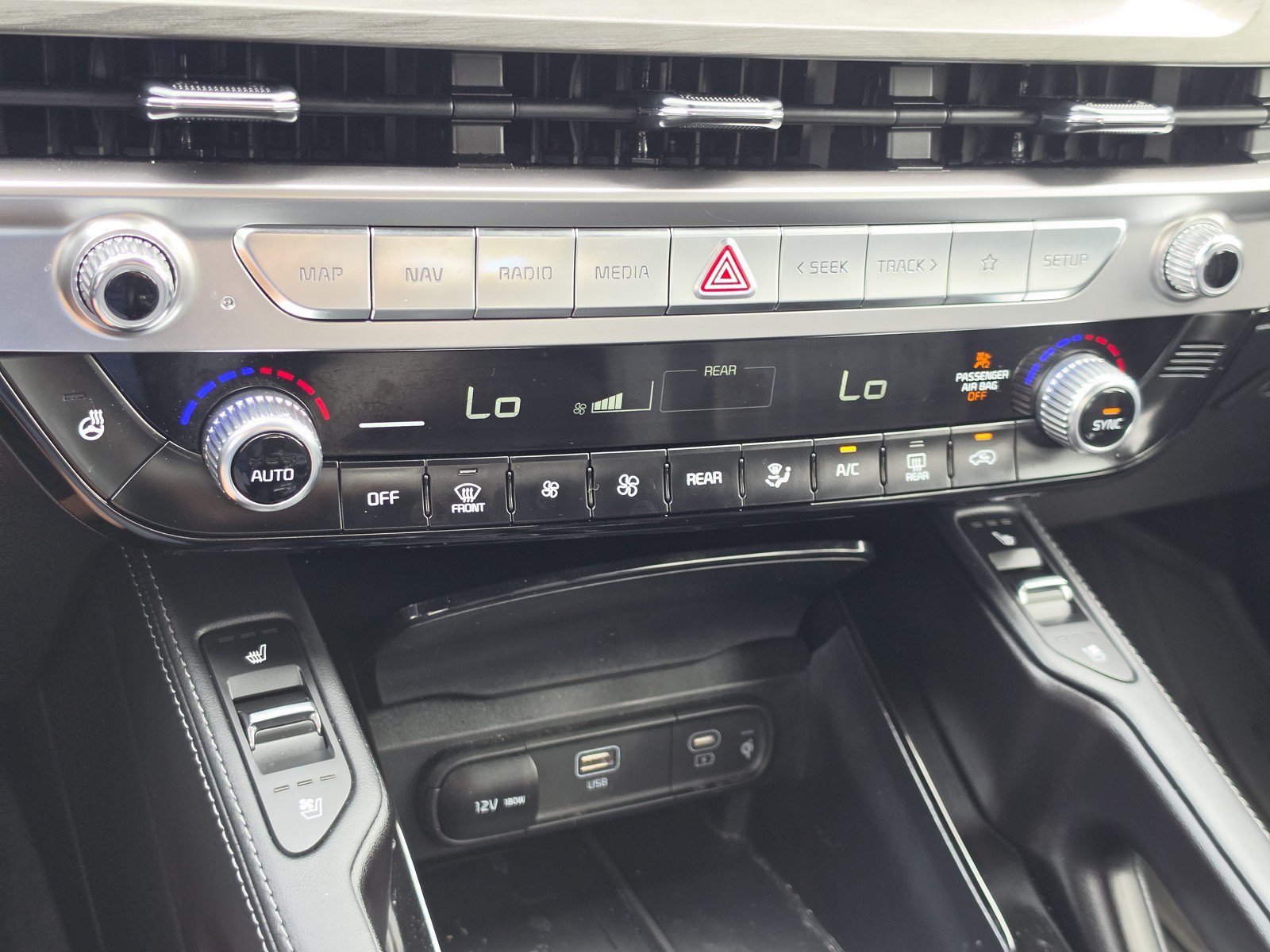 Used 2025 Kia Telluride EX X-Line AWD/4WD image 25