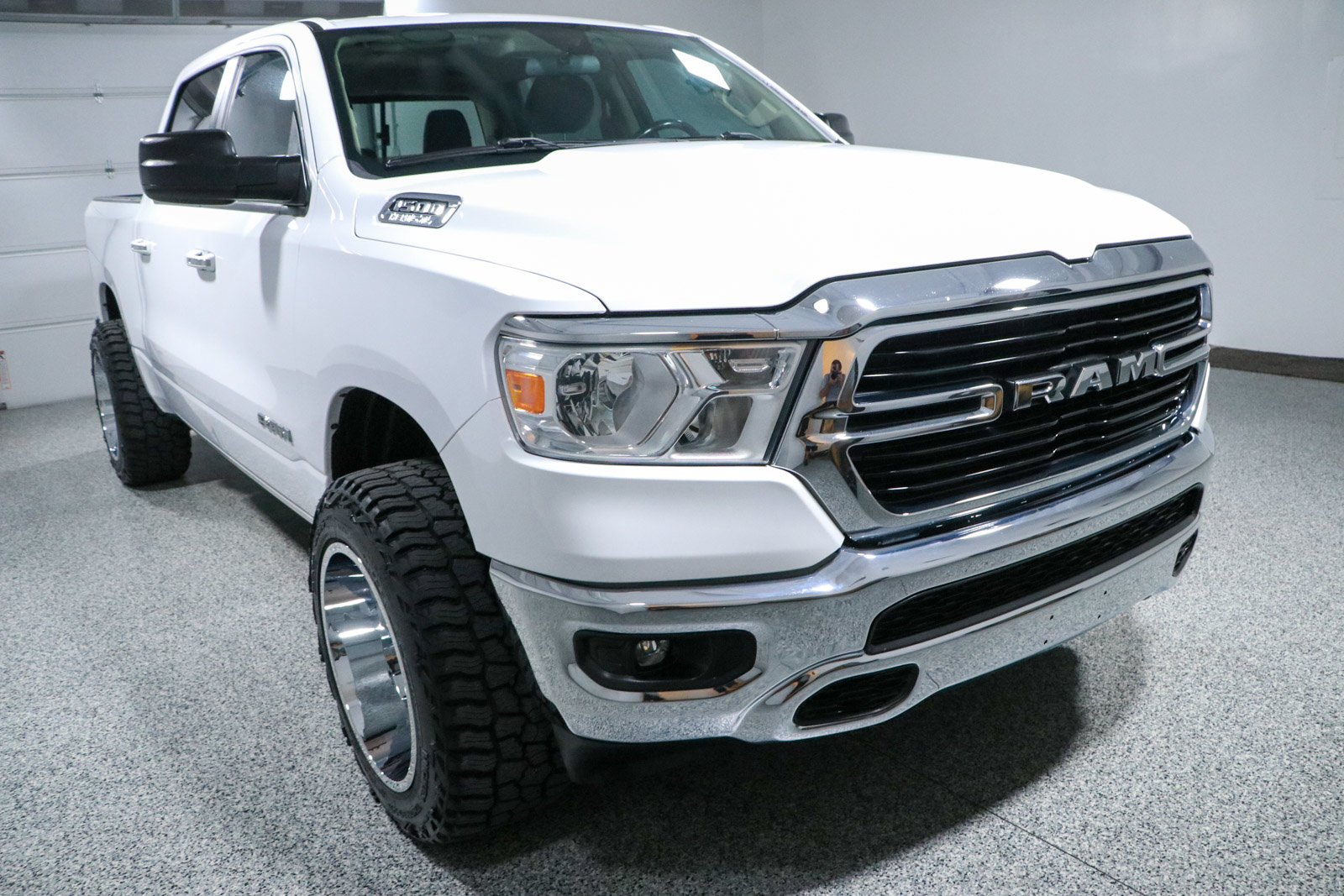 Used 2019 RAM 1500 Big Horn AWD/4WD image 5