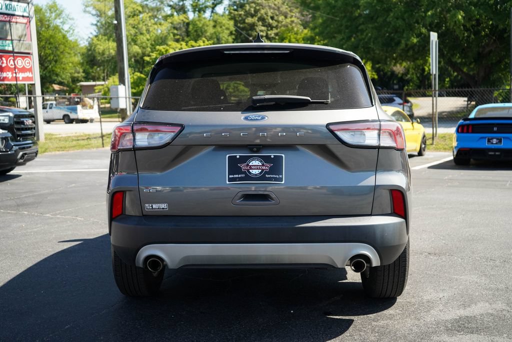 Used 2021 Ford Escape SE w/ Convenience Package FWD image 18