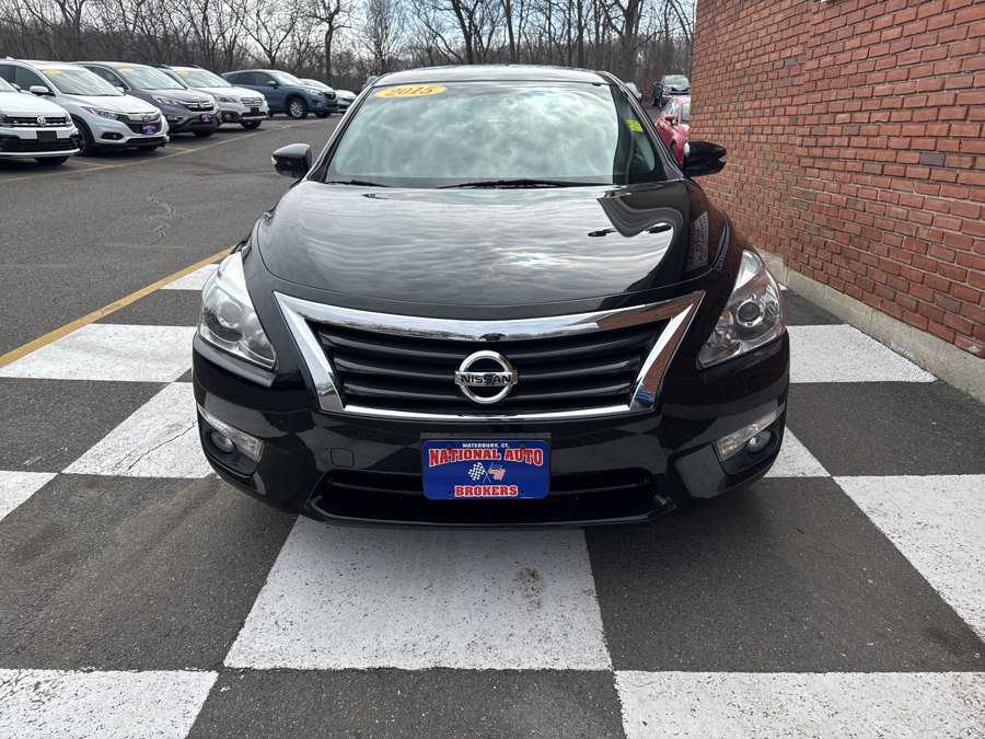 Used 2015 Nissan Altima 2.5 SV w/ Convenience Package FWD image 6