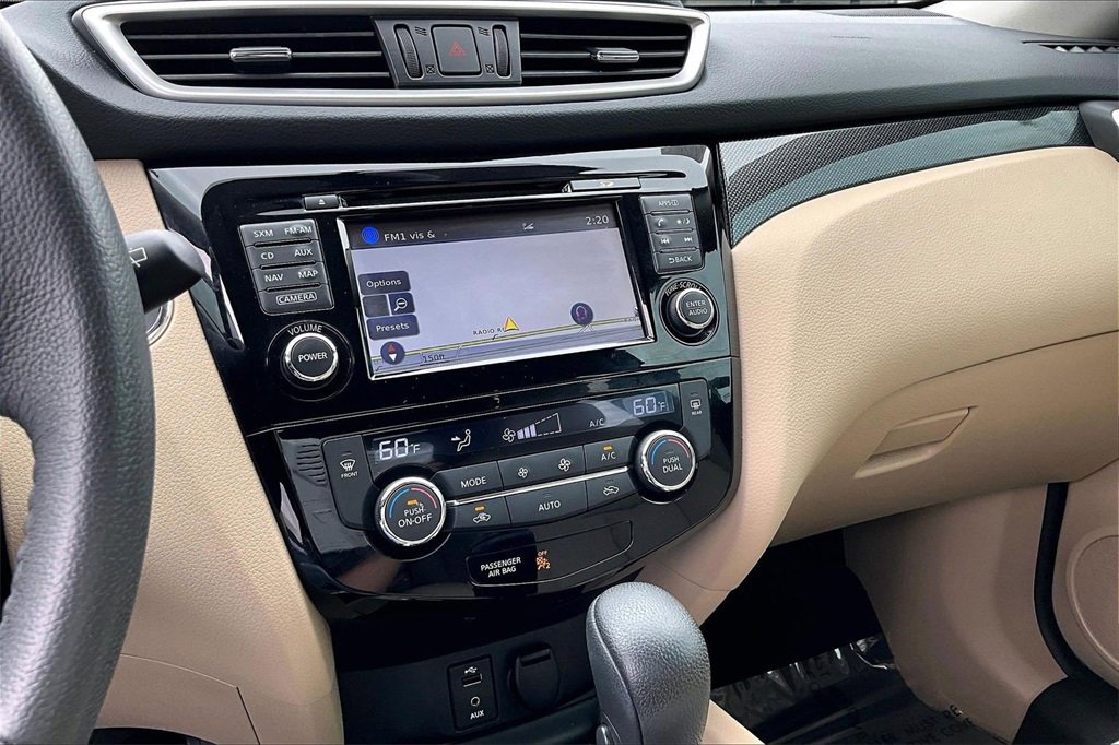 Used 2016 Nissan Rogue SL w/ SL Premium Package image 20