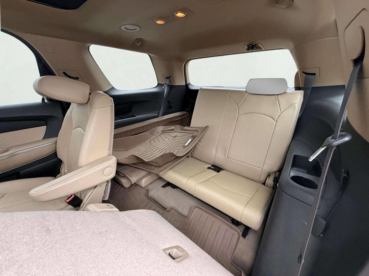 Used 2012 GMC Acadia SLT image 15