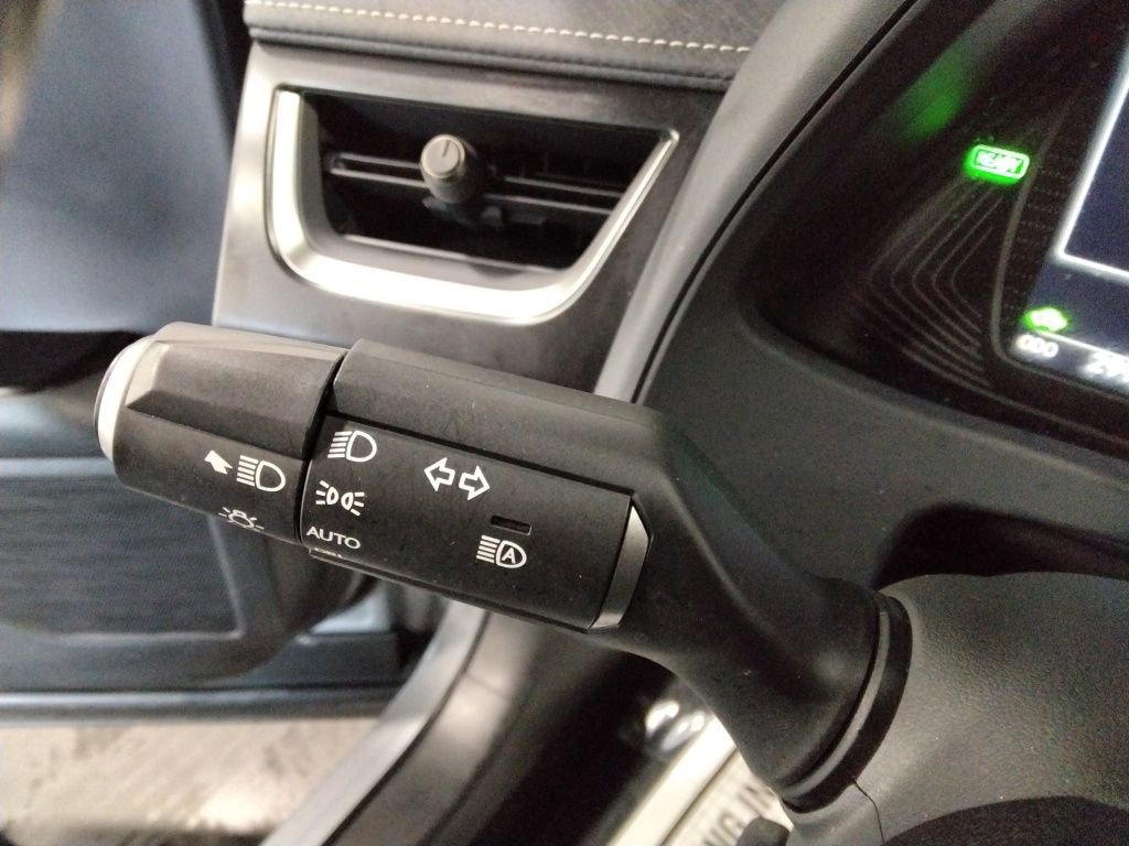 Used 2023 Lexus UX 250h AWD w/ Accessory Package (Z2) image 14