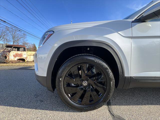 New 2026 Volkswagen Atlas SE image 10
