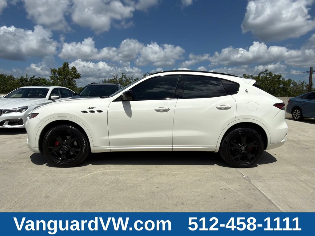 Used 2022 Maserati Levante GT AWD/4WD image 9