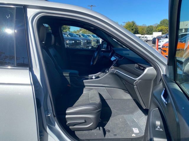 New 2025 Jeep Grand Cherokee Altitude AWD/4WD image 27