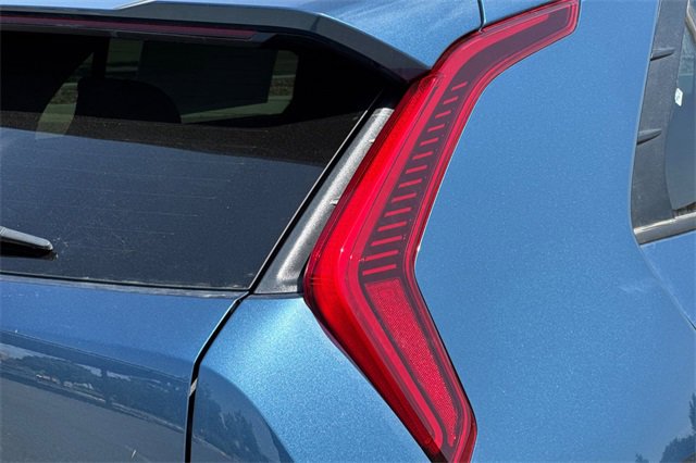 New 2025 Kia Niro EX image 34