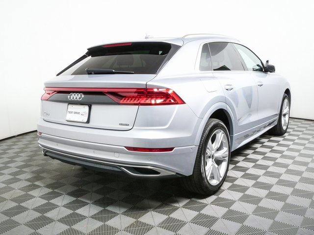 Used 2022 Audi Q8 Premium AWD/4WD image 29