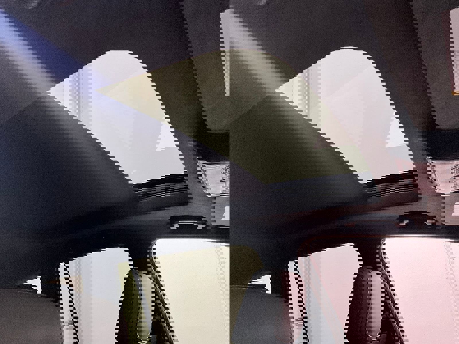 Used 2025 Cadillac XT6 Premium Luxury w/ Platinum Package AWD/4WD image 22