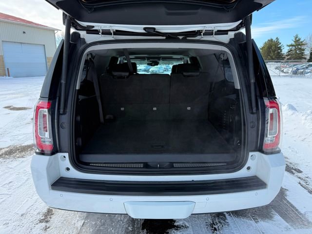 Used 2020 GMC Yukon XL SLT image 3