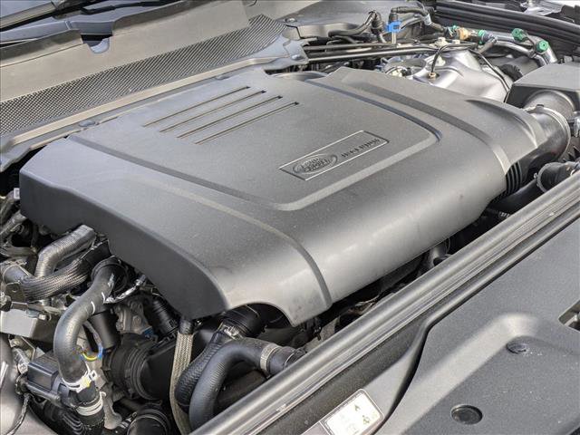 New 2026 Land Rover Discovery S image 19