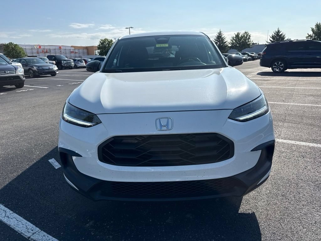 Used 2024 Honda HR-V Sport image 2