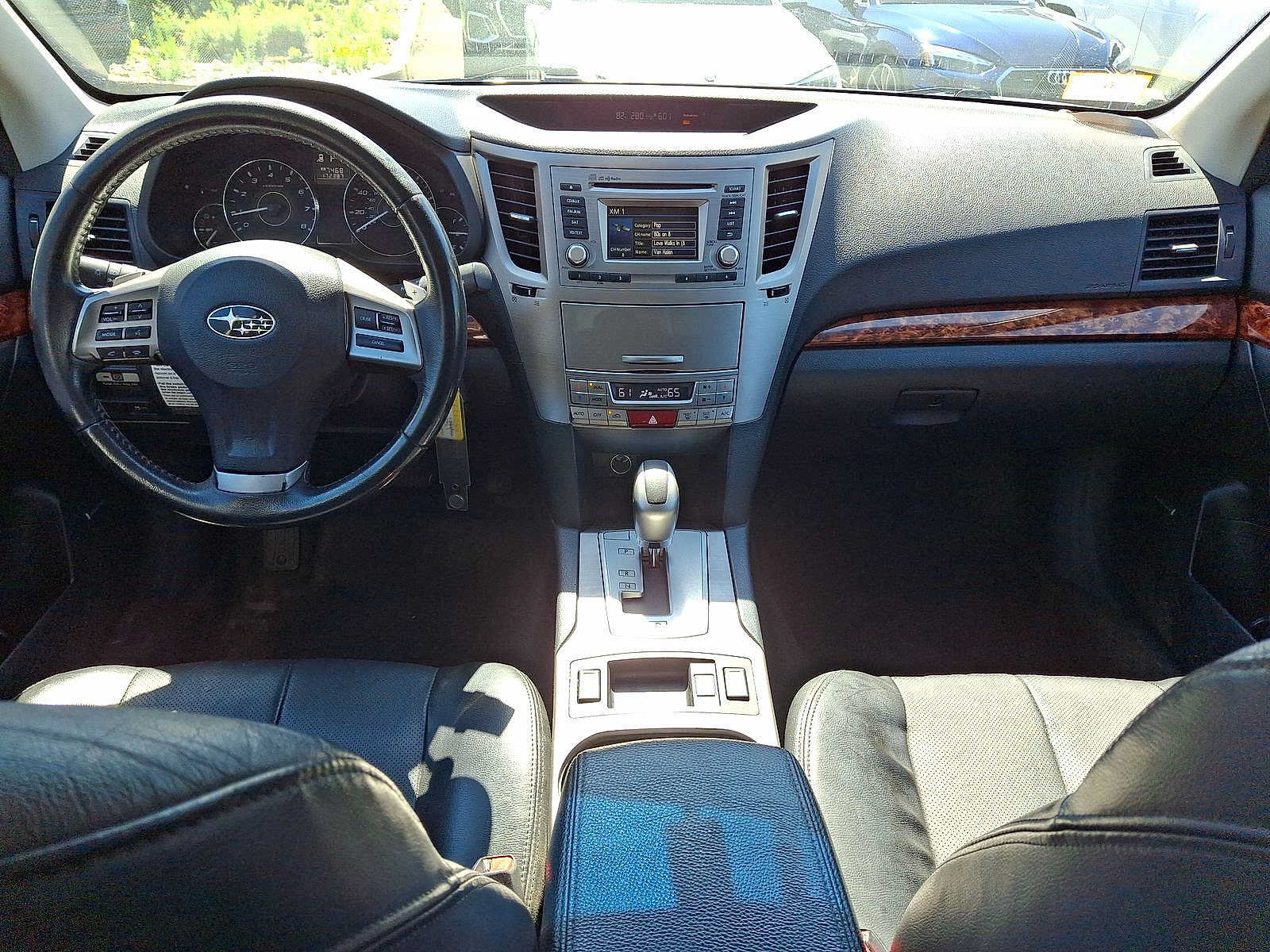Used 2012 Subaru Outback 2.5i Limited AWD/4WD image 10