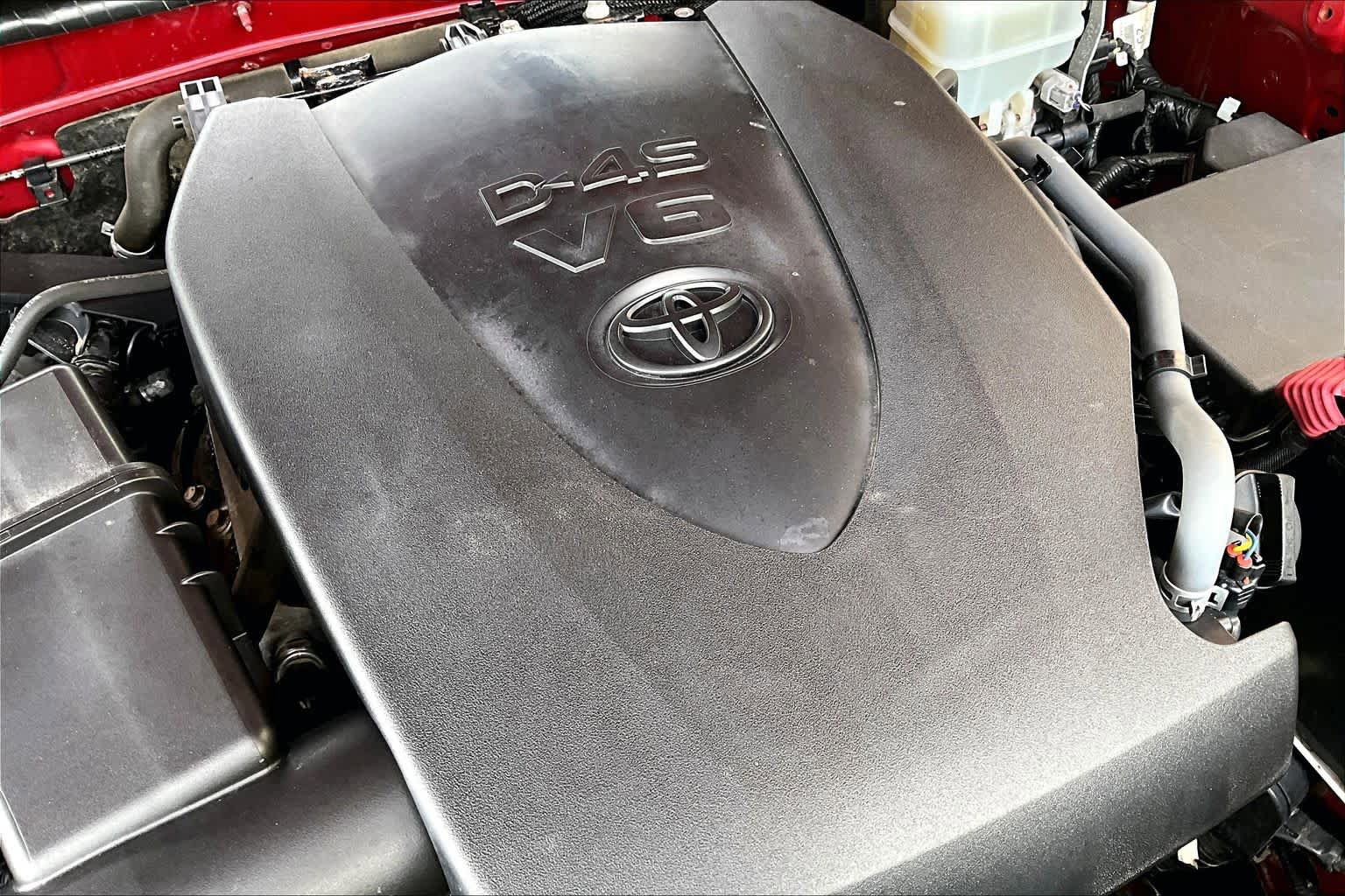 Used 2016 Toyota Tacoma TRD Off-Road w/ Towing Package AWD/4WD image 31