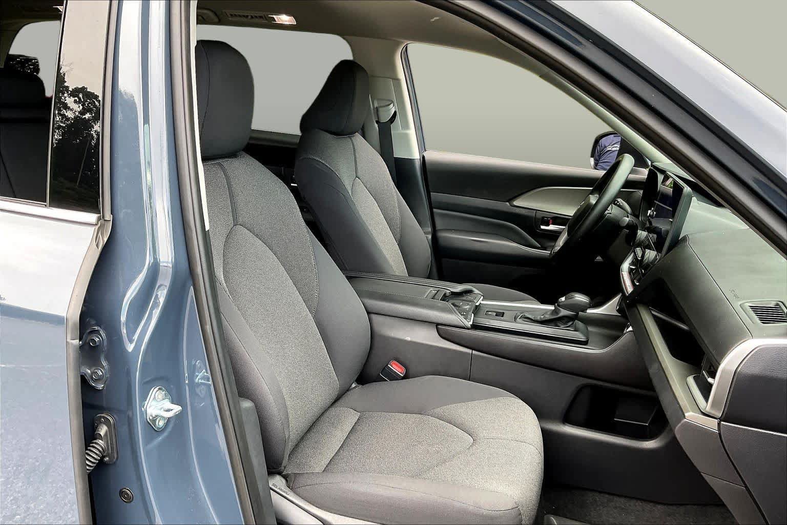 Used 2025 Toyota Grand Highlander AWD Hybrid image 9