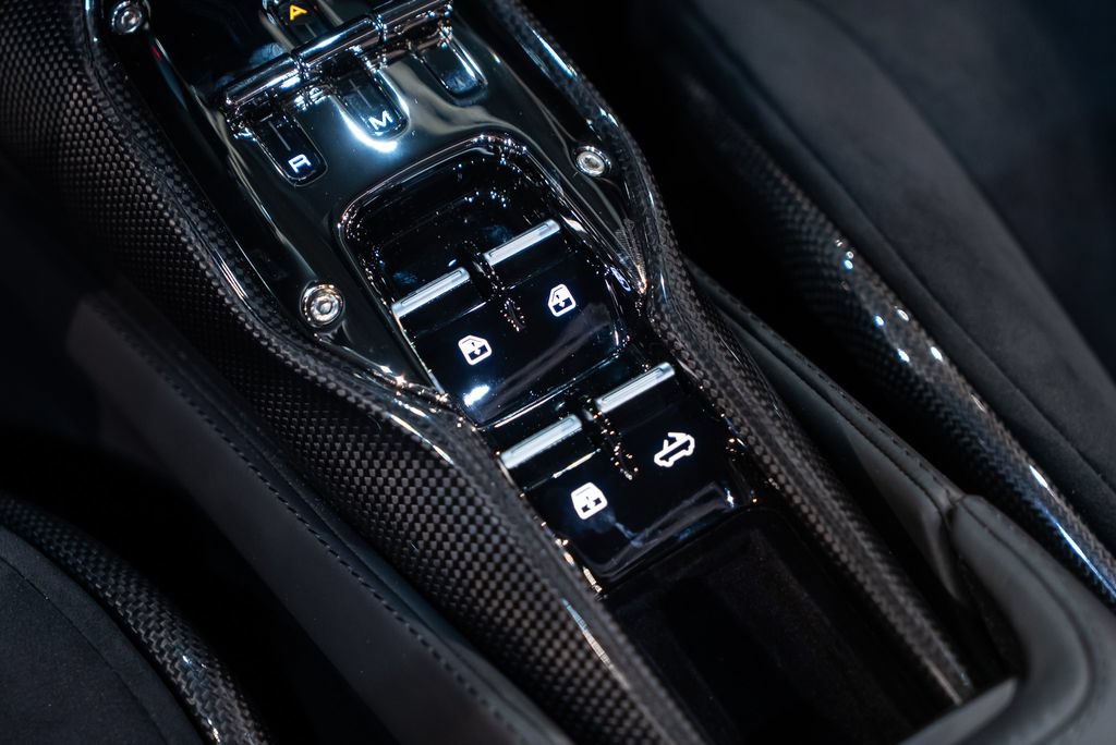 Certified 2022 Ferrari SF90 Spider AWD/4WD image 39