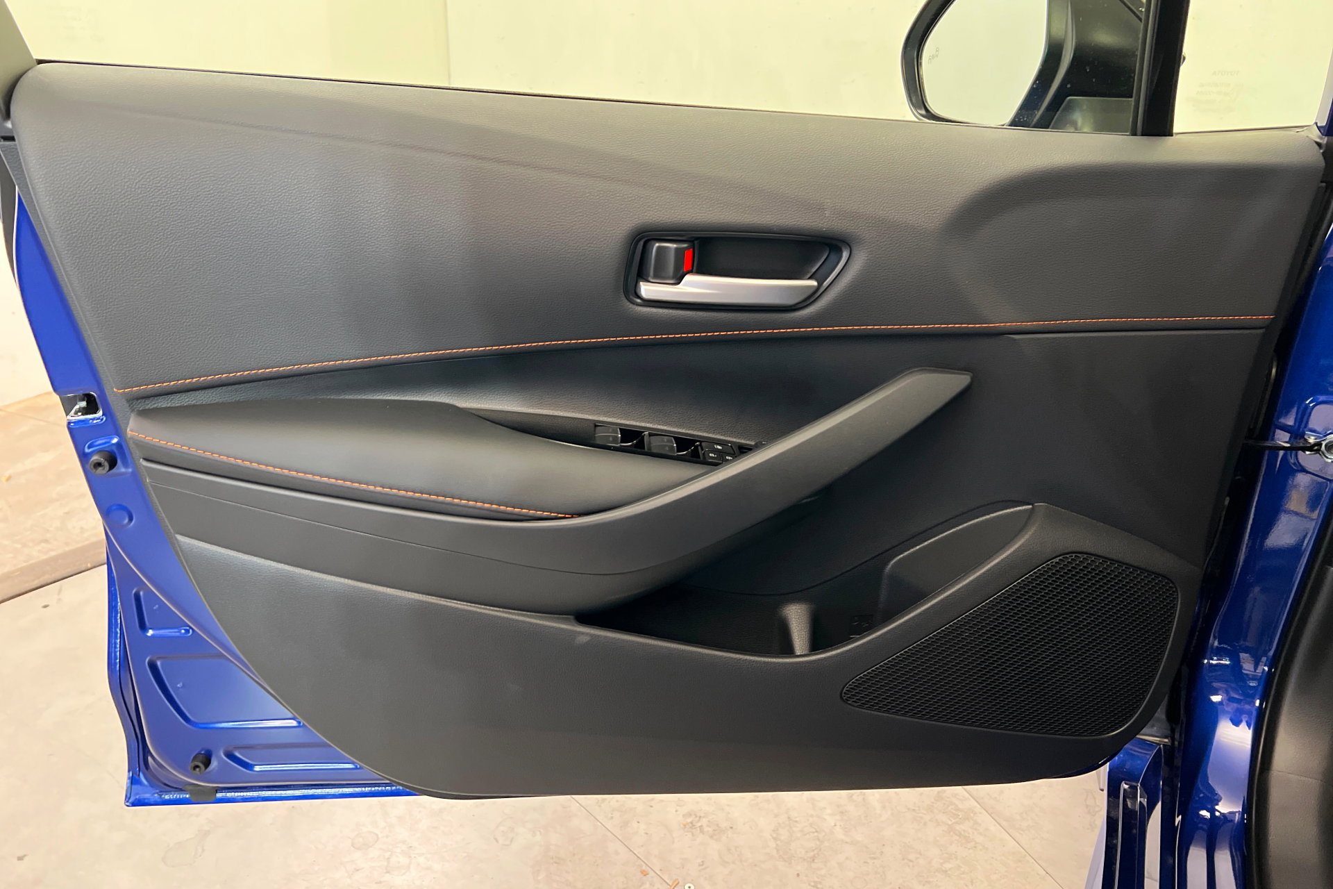 New 2026 Toyota Corolla SE FWD image 14