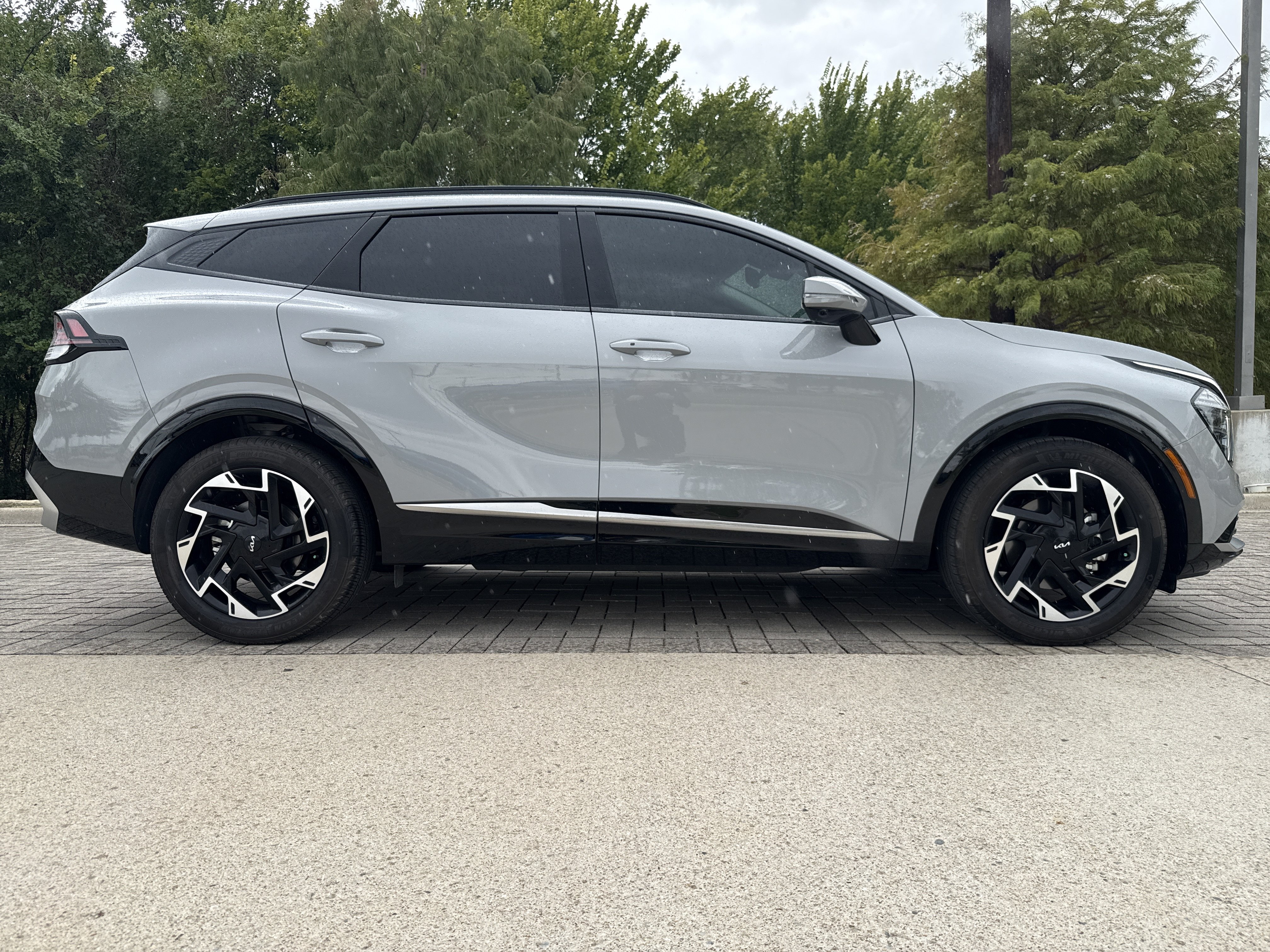 Used 2024 Kia Sportage SX FWD image 10
