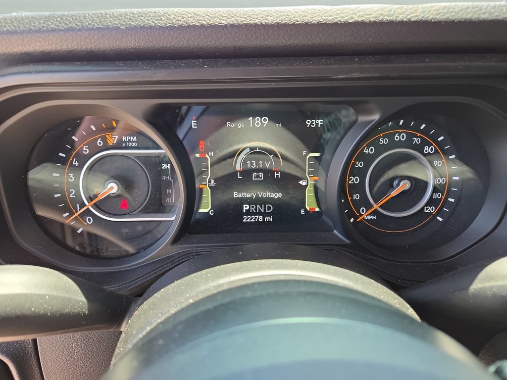 Used 2025 Jeep Gladiator Sport AWD/4WD image 17