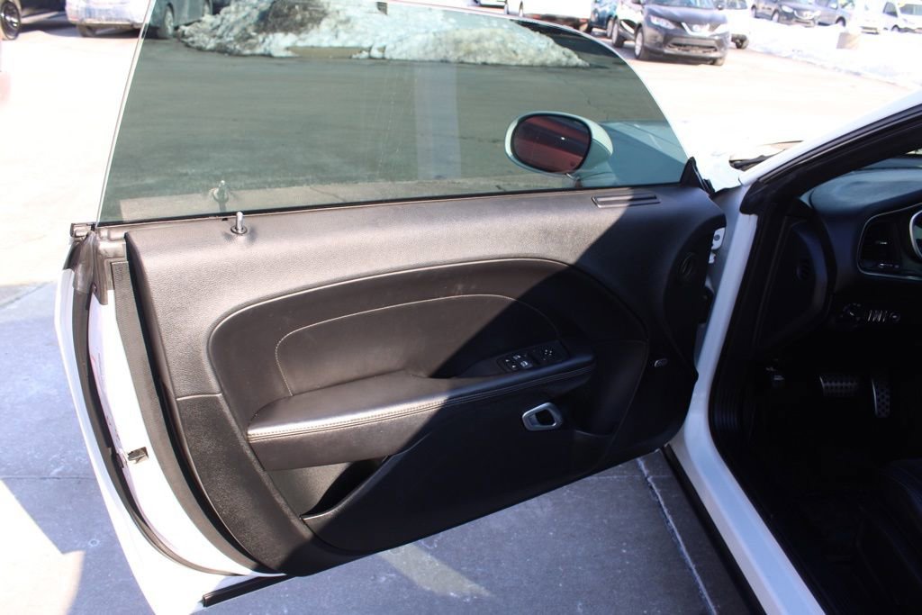 Used 2018 Dodge Challenger R/T Scat Pack w/ Leather Interior Group image 18