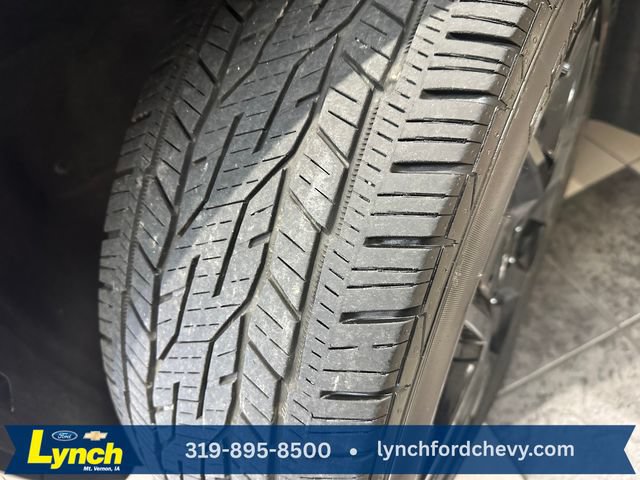 Used 2024 Chevrolet Traverse RS AWD/4WD image 33