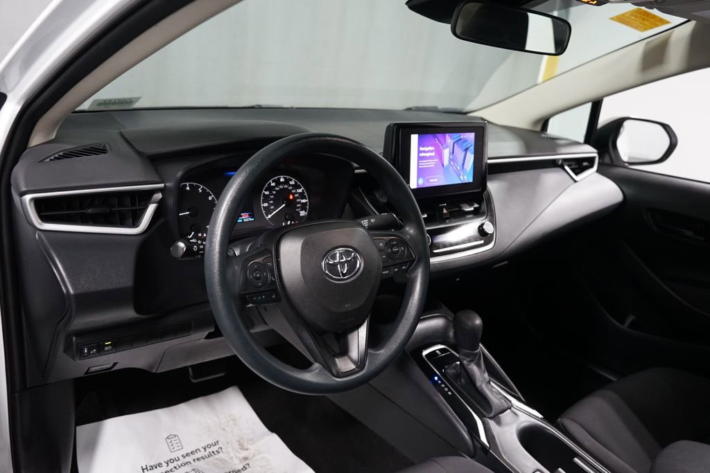 Used 2023 Toyota Corolla LE image 11