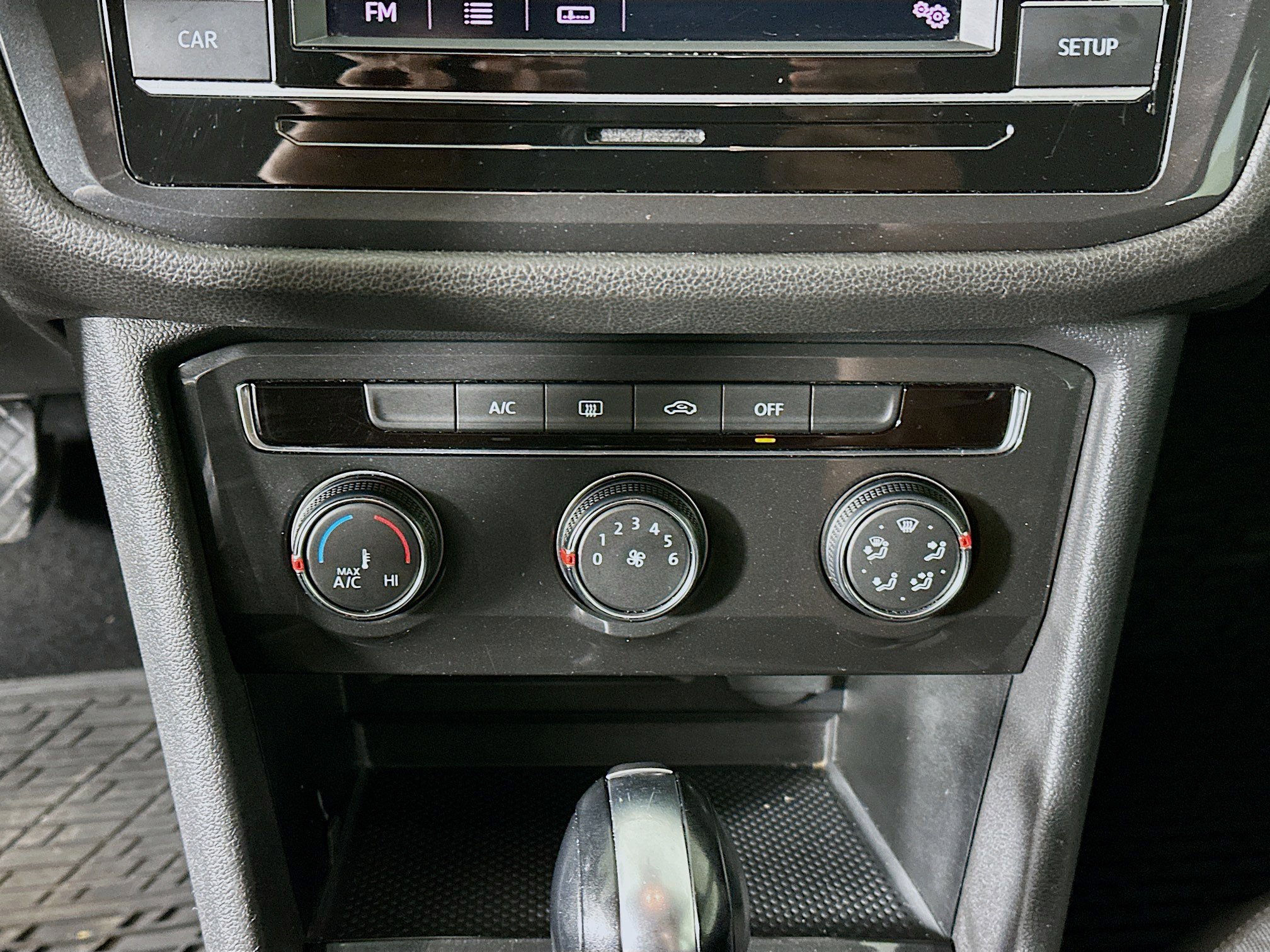 Used 2019 Volkswagen Tiguan S w/ Driver Assistance Package image 22