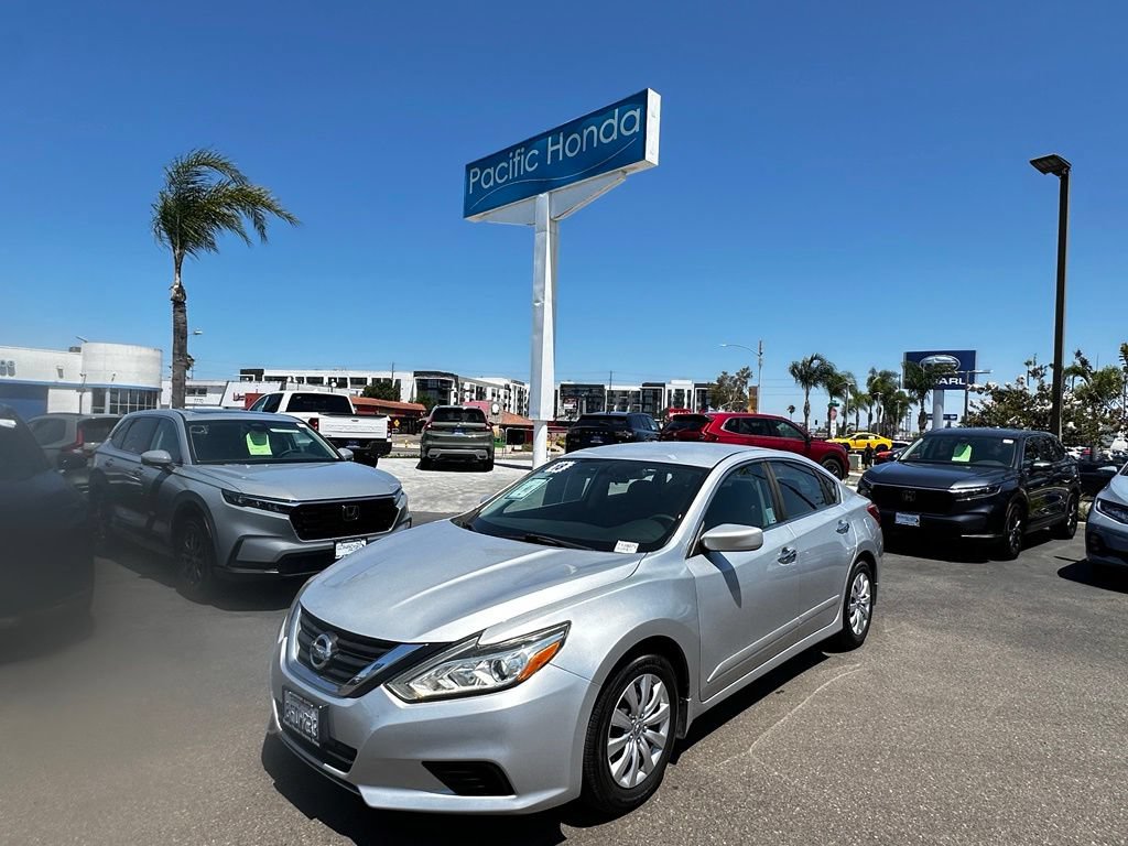 Used 2018 Nissan Altima 2.5 S w/ S Convenience Package FWD image 2