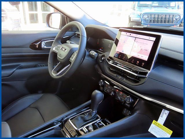 New 2026 Jeep Compass Limited w/ Sun, Sound & Navigation Group AWD/4WD image 9