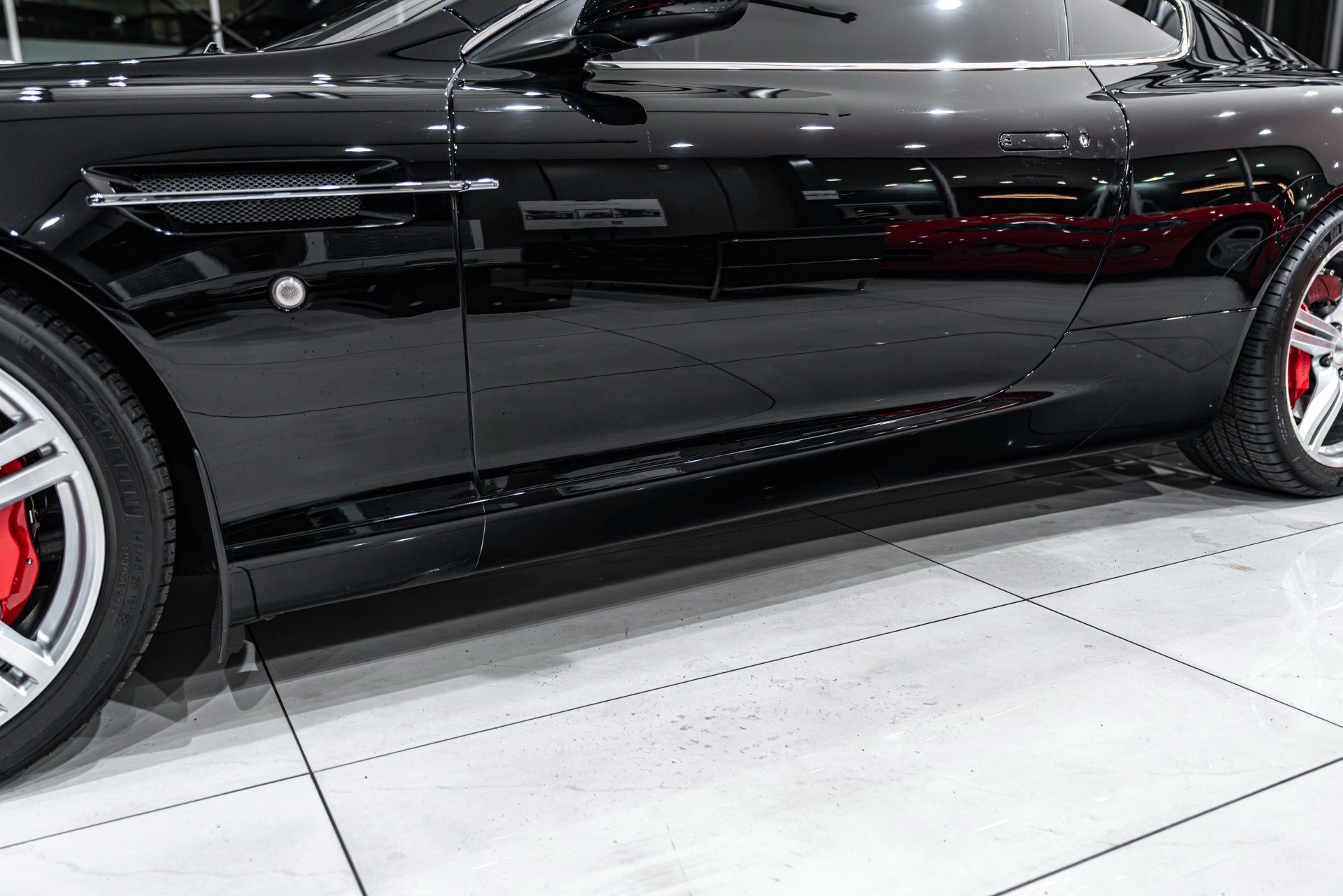 Used 2008 Aston Martin DB9 Coupe image 35