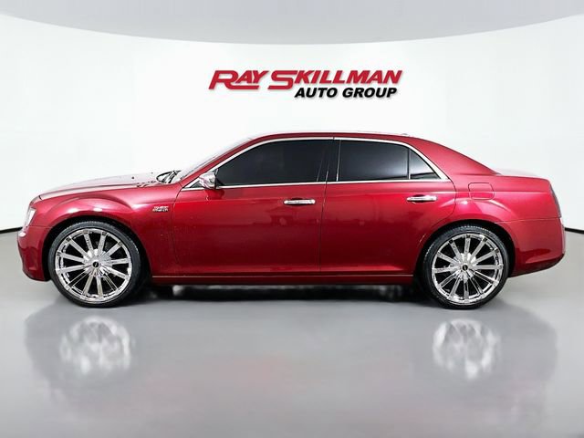 Used 2013 Chrysler 300 C w/ Light Group image 4